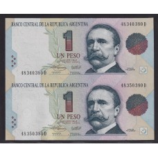 ARGENTINA COL. 735e BILLETE DE 1 PESO CONVERTIBLE SIN CIRCULAR UNC BOT. 3009 EN PAREJA VERTICAL SIN DENTAR