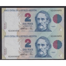 ARGENTINA COL. 737c BILLETE DE 1 PESO CONVERTIBLE SIN CIRCULAR UNC BOT. 3016 EN PAREJA VERTICAL SIN DENTAR