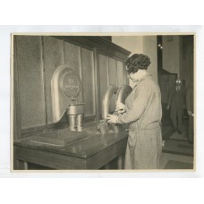 ARGENTINA 1931 FOTOGRAFIA ORIGINAL  DEL SERVICIO NEUMATICO DEL CORREO, RARISIMA TAMAÑO 22,5x17 cms