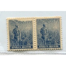 ARGENTINA 1915 GJ 369 PAREJA CON VARIEDAD FALTA DE IMPRESIÓN