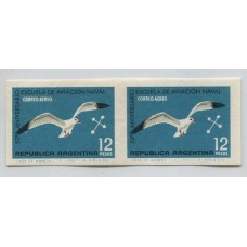 ARGENTINA 1966 GJ 1357P PAREJA DE ESTAMPILLAS VARIEDAD PAREJA SIN DENTAR MINT, RARA U$ 50