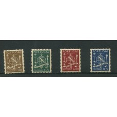 PORTUGAL 1945 SERIE COMPLETA DE ESTAMPILLAS NUEVAS MINT 12,50 Euros