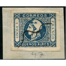 ARGENTINA 1859 GJ 17 PE 13 ESTAMPILLA SOBRE FRAGMENTO CON MANCHA ARRIBA DEL GORRO