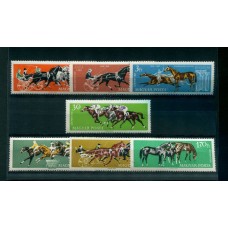 HUNGRIA CABALLOS DEPORTES SERIE COMPLETA NUEVA MINT