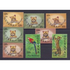 GUYANA SERIE COMPLETA MINT PAJAROS AVES FELINOS FAUNA